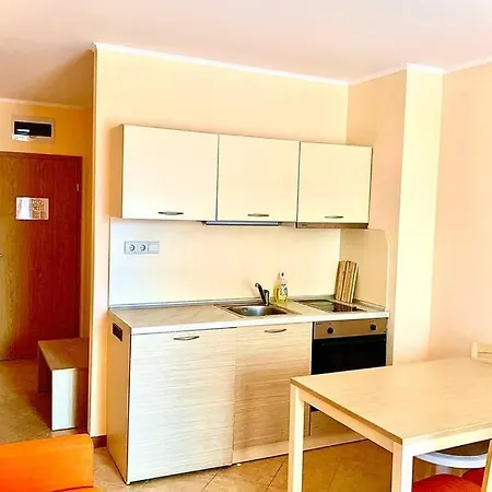 Апартамент С 1-Й Спальней В 300 Метрах От Пляжа Комплекс Royal Sun Apartment